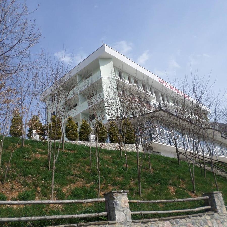 Hotel Natyra E Qete Peshkopi Экстерьер фото