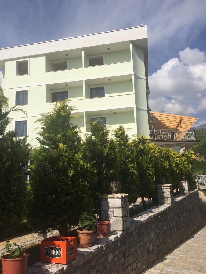 Hotel Natyra E Qete Peshkopi Экстерьер фото